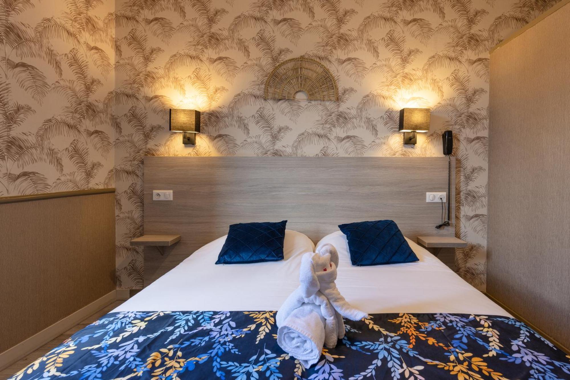 Logis Hotel Pontet Hostellerie Maleville Beynac-et-Cazenac Ngoại thất bức ảnh